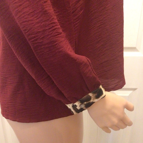 Entro Womens Maroon Red Strappy Contrast Print Off The Shoulder Top Size Medium - Picture 3 of 6